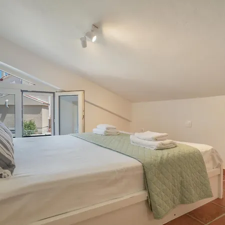 Oceanida Anastasia Apartment
